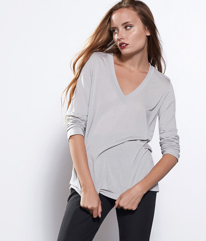 Beechwood Long Sleeved V-Neck Tee #Color_DustyMint